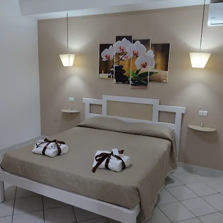 Saturno 4* 트로페아