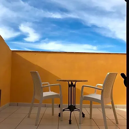 Saturno Alojamento de Acomodação e Pequeno-almoço 4*