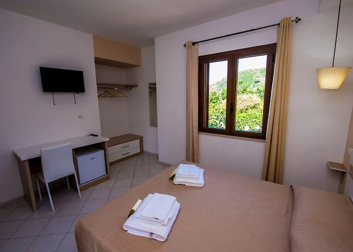 Saturno Nocleg ze śniadaniem 4*